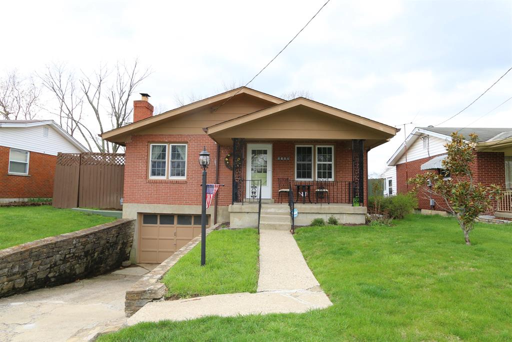2307 Rose Ln