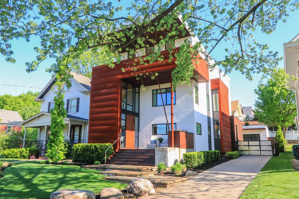 2872 Erie Ave Hyde Park, OH