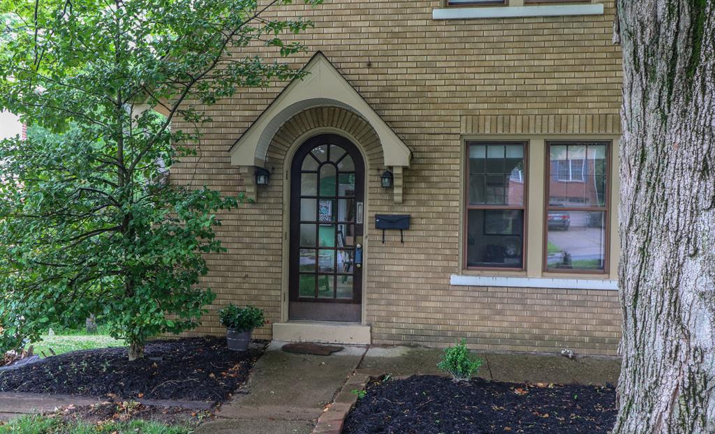 Entrance for 26 Greenbriar Ave Fort Mitchell, KY 41017