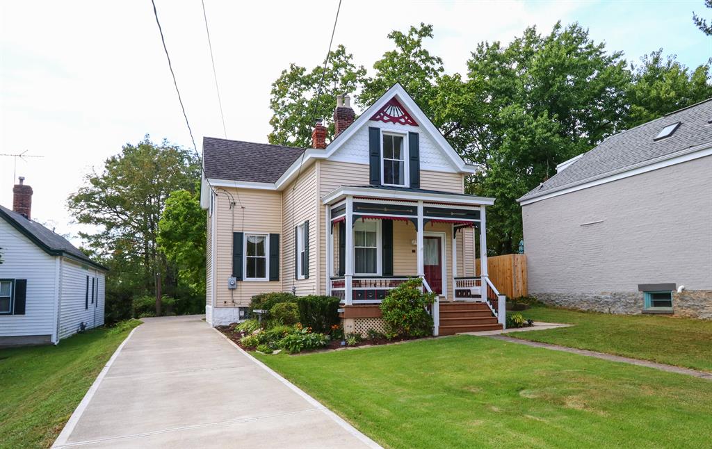 1111 Alexandria Pike