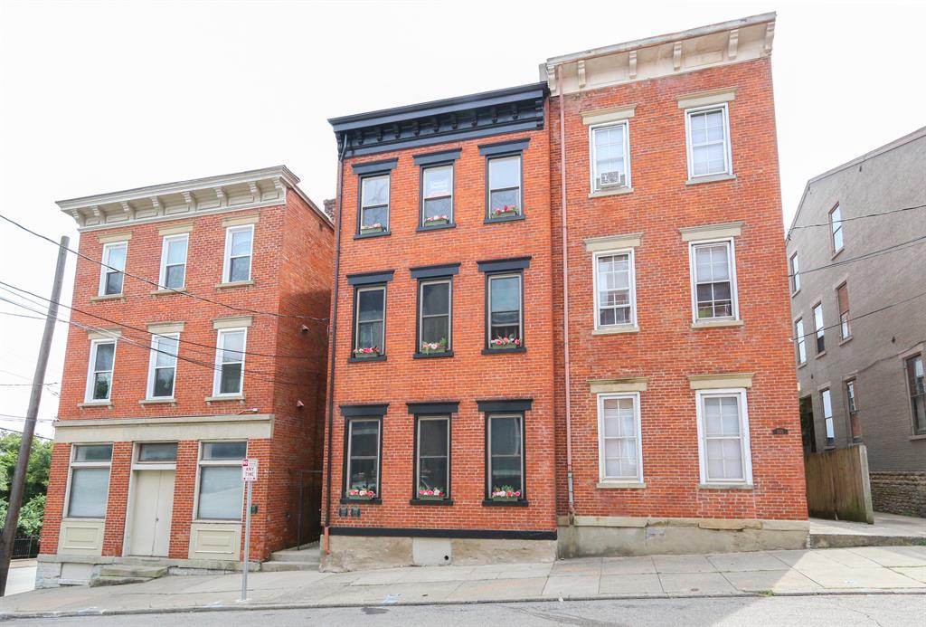 557 Milton St, C Mt. Auburn, OH