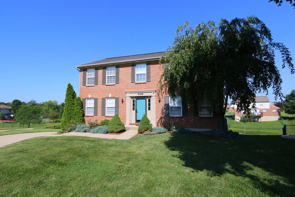 2305 Lyons Ct