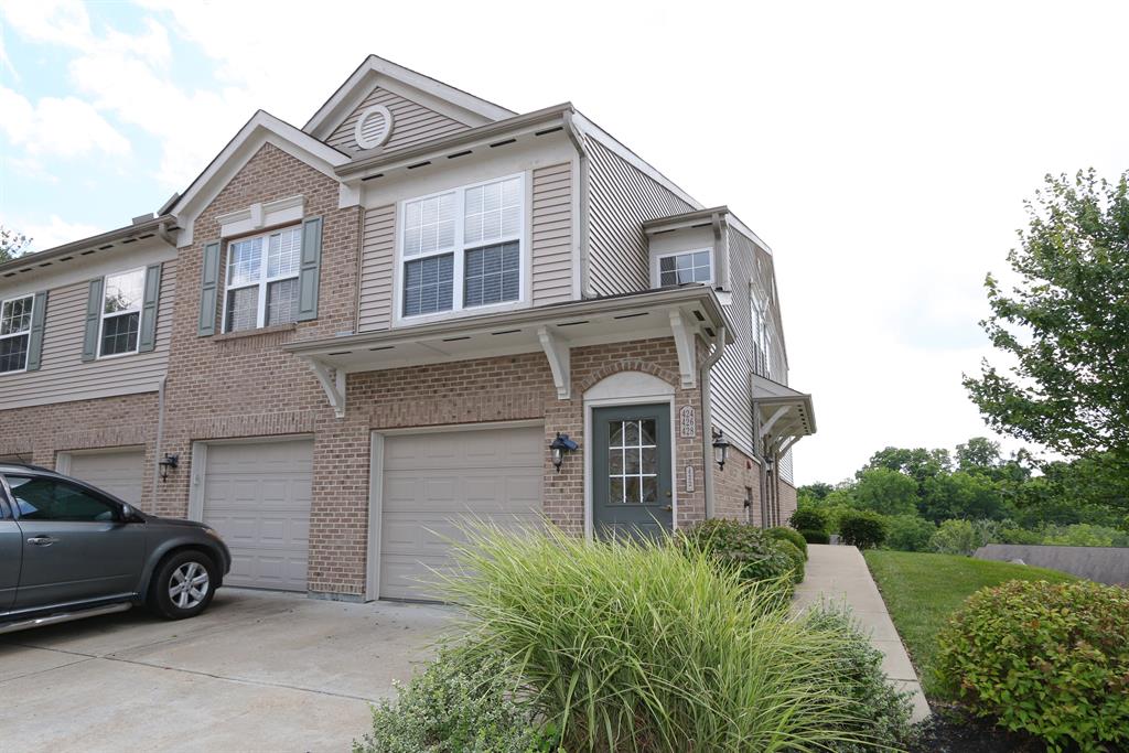 422 Breezewood Ct