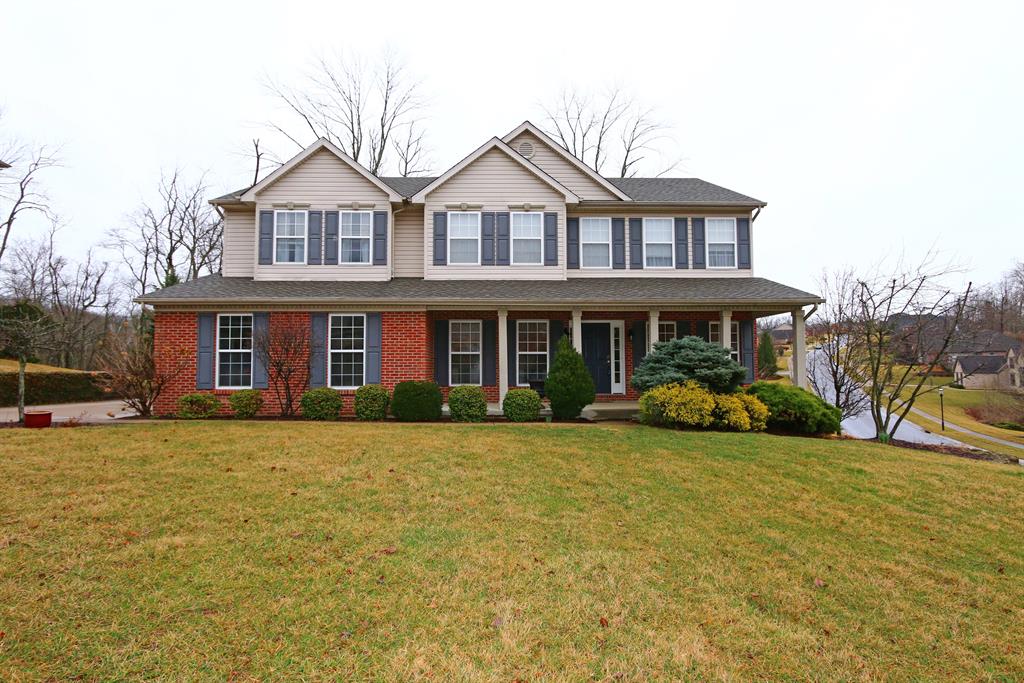 8240 Hamptonshire Dr
