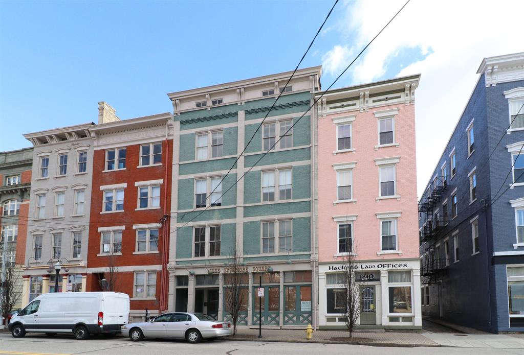 305 E Thirteenth St, 15 Cincinnati, OH