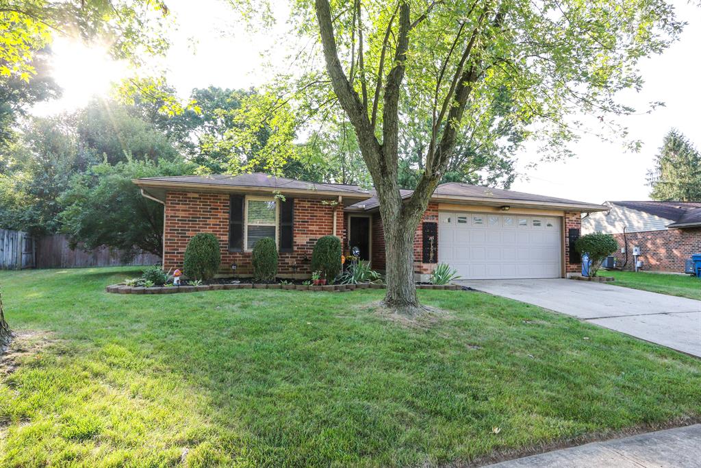 8914 Autumngate Ln Dayton, OH