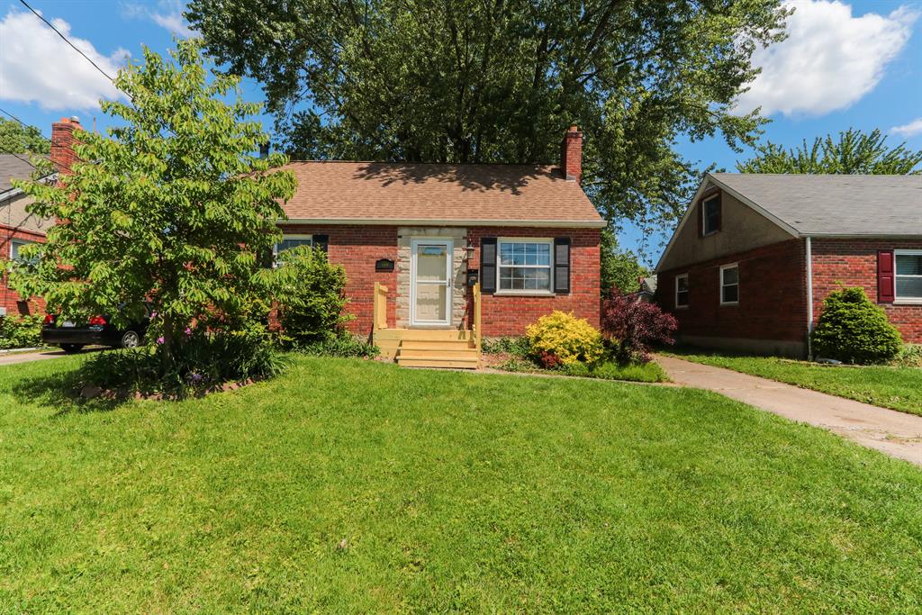 Exterior (Main) 2 for 4480 Victor Ave Blue Ash, OH 45242