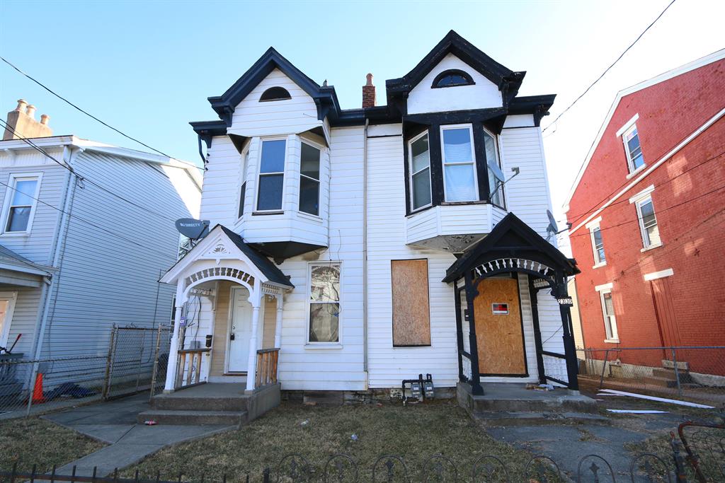 1328 Scott Blvd
