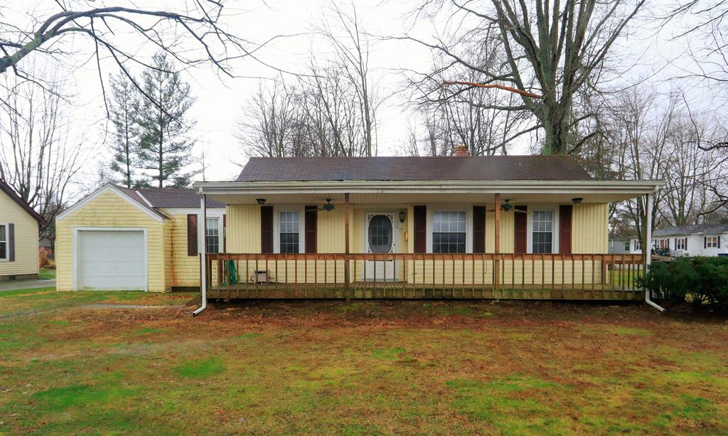 712 Hofmann St Williamsburg, OH