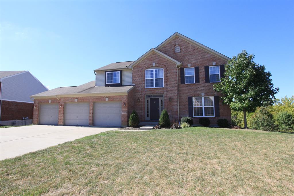 8323 Woodcreek Dr