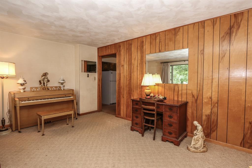 Living Room for 11192 Haber Rd Englewood, OH 45322