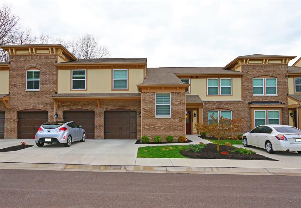 2499 Rolling Hills Dr