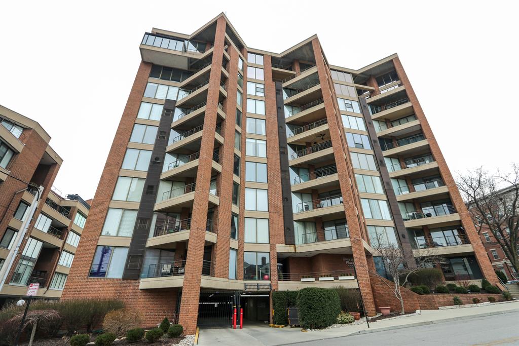 100 Riverside Pl, 705