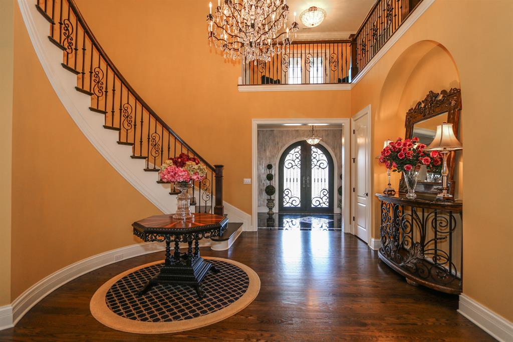 Foyer for 8664 Emerald Isle Deerfield Twp., OH 45040