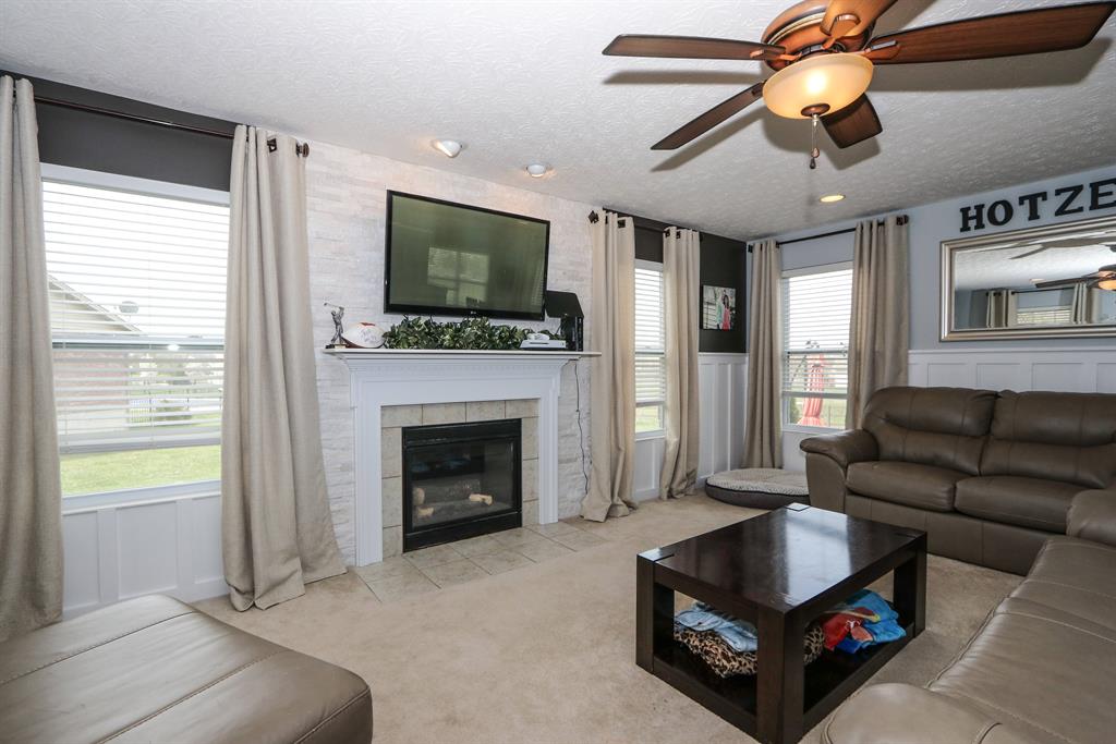 Living Room for 552 Babbling Brooke Dr Monroe, OH 45050