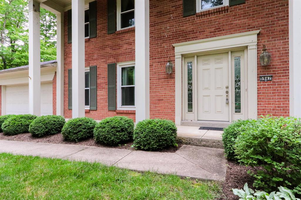 Entrance for 5947 Creekside Dr Miami Twp. (East), OH 45150