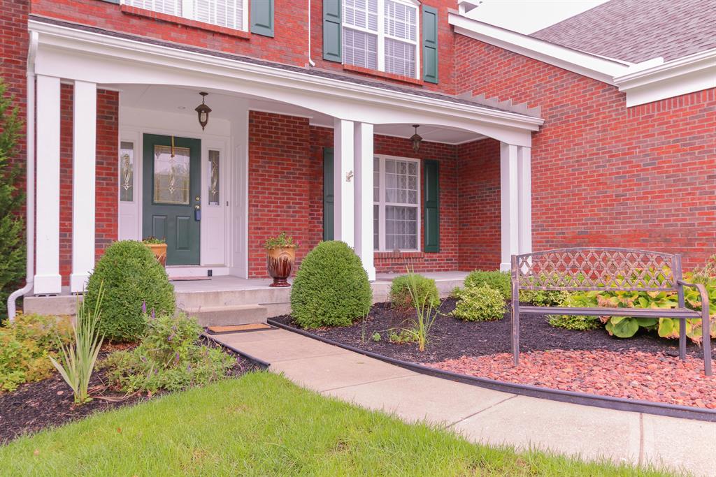 Entrance for 1301 Deer Hollow Ct Hebron, KY 41048