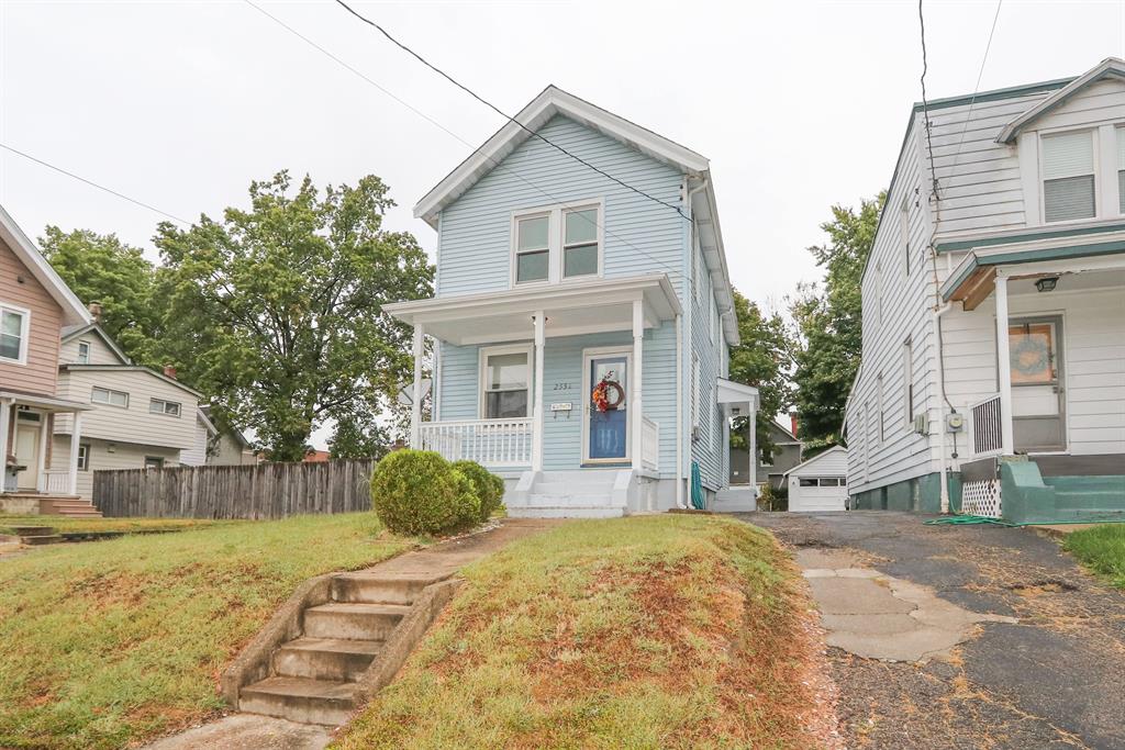 2558 Marsh Ave