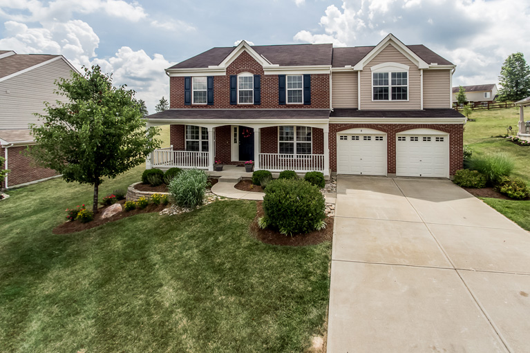 8 Woodcrest Dr