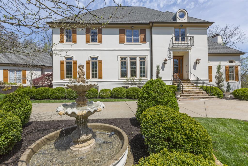 2904 Grandin Rd Hyde Park, OH