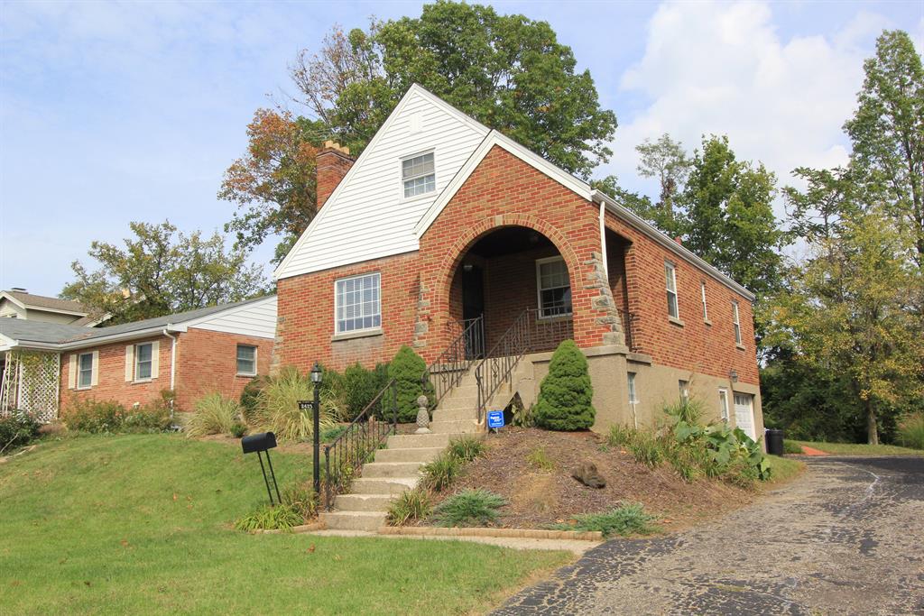 2423 Joyce Ave