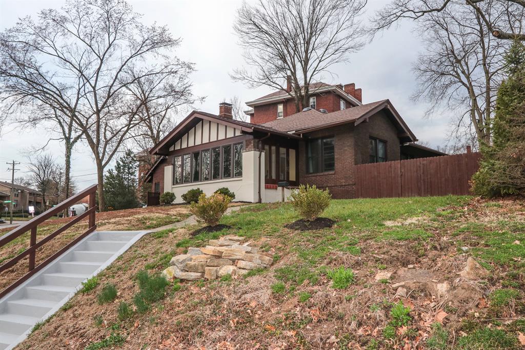 2222 Madison Rd