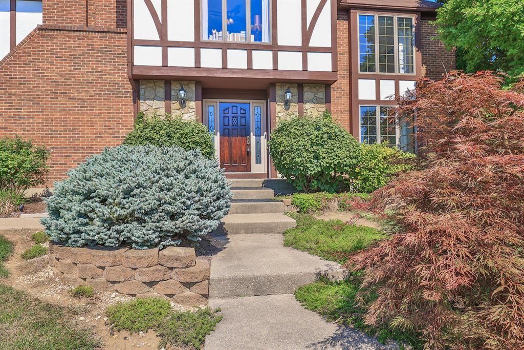 Entrance for 4900 Oakview Drive Middletown North, OH 45042