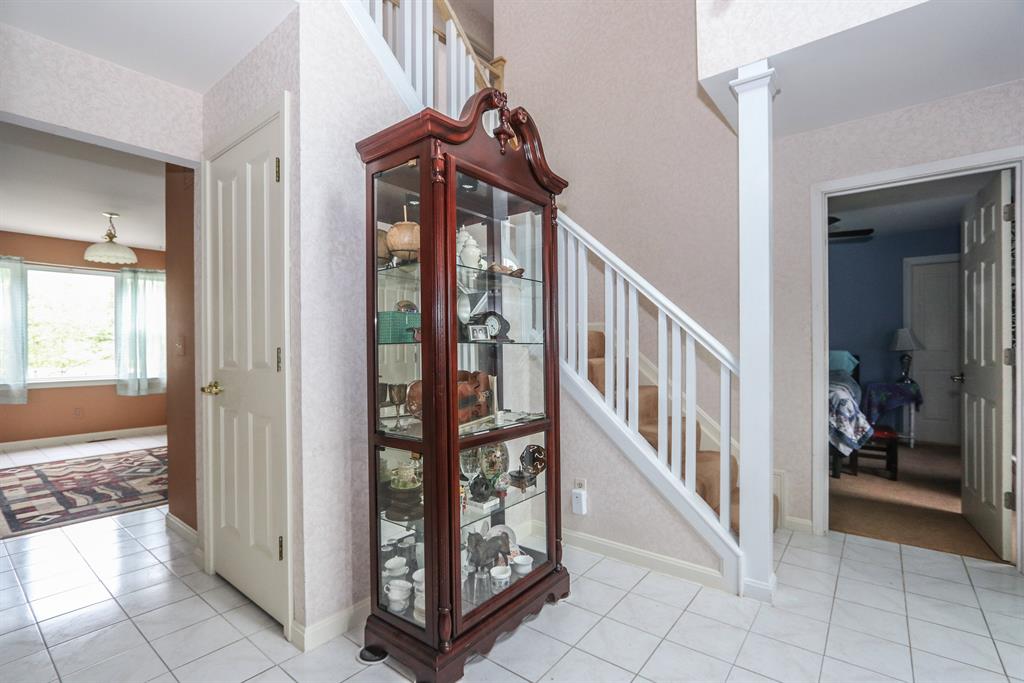 Foyer image 2 for 24563 Lela Dr Bright, IN 47025