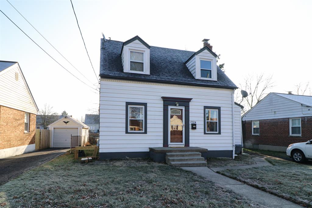 7724 Monticello Ave Deer Park, OH