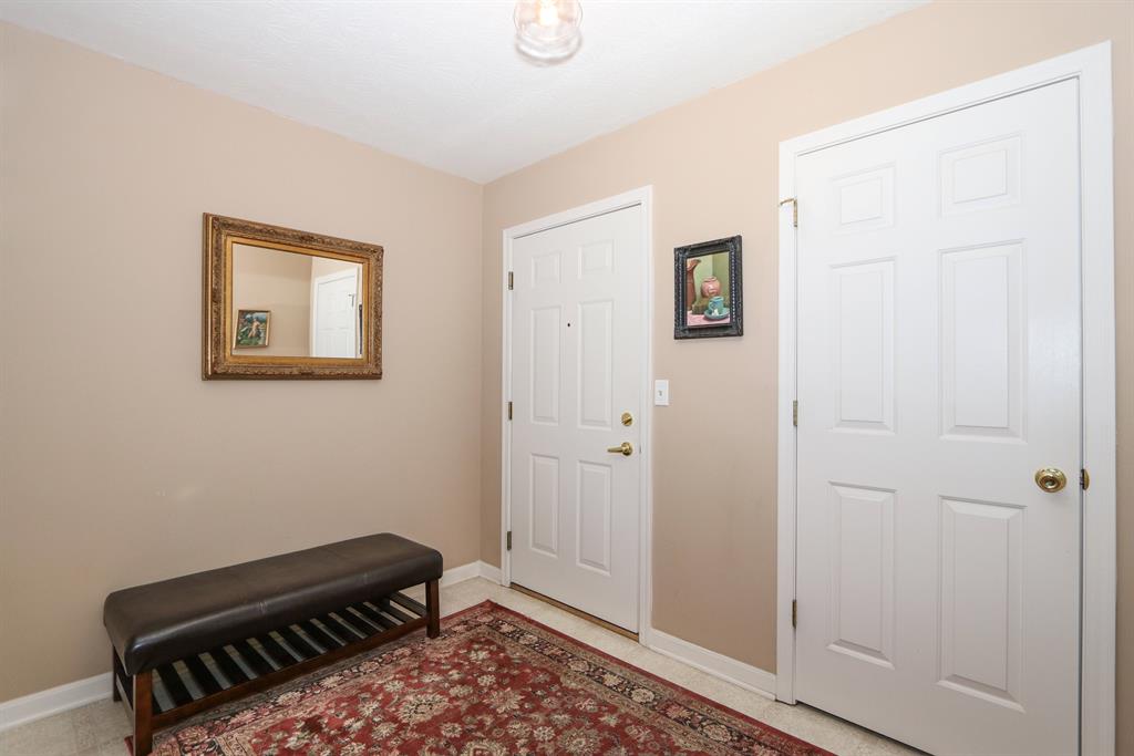 Foyer for 526 Fawn Run Cold Spring, KY 41076