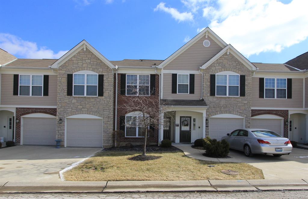 3899 Spire Cir