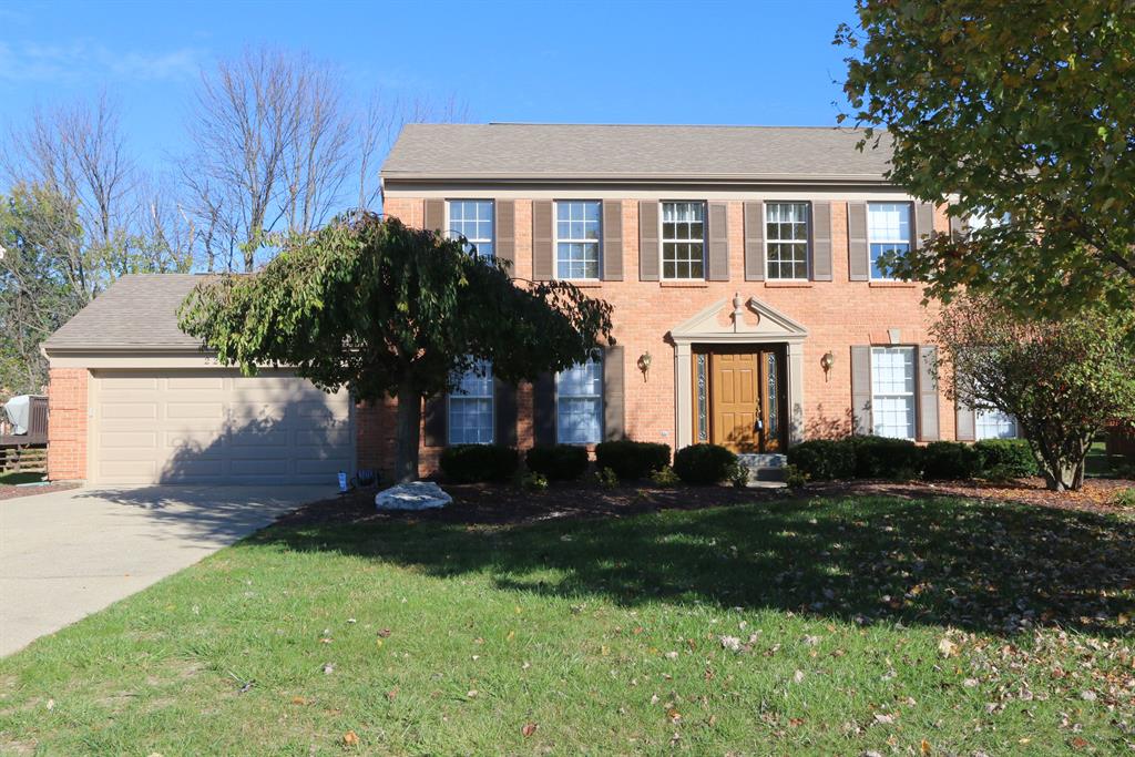 2272 Forest Lawn Dr