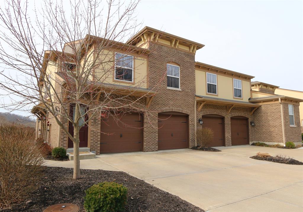 2369 Rolling Hills Dr