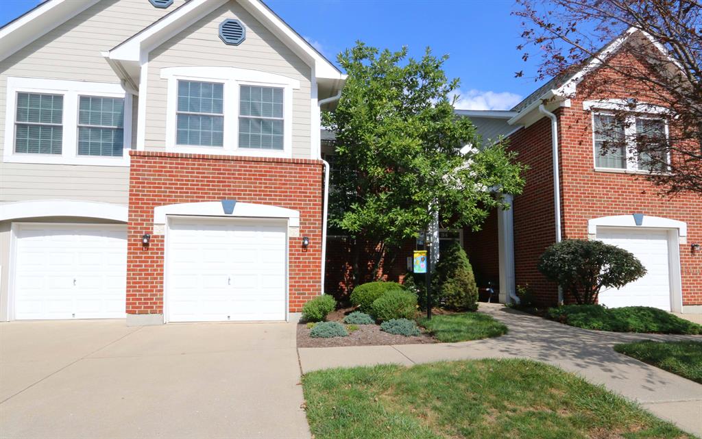 30 Parkside Dr