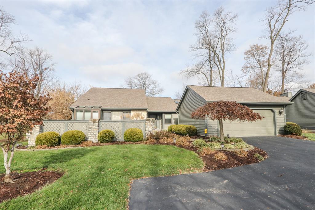 14 Muirfield Ln Blue Ash, OH