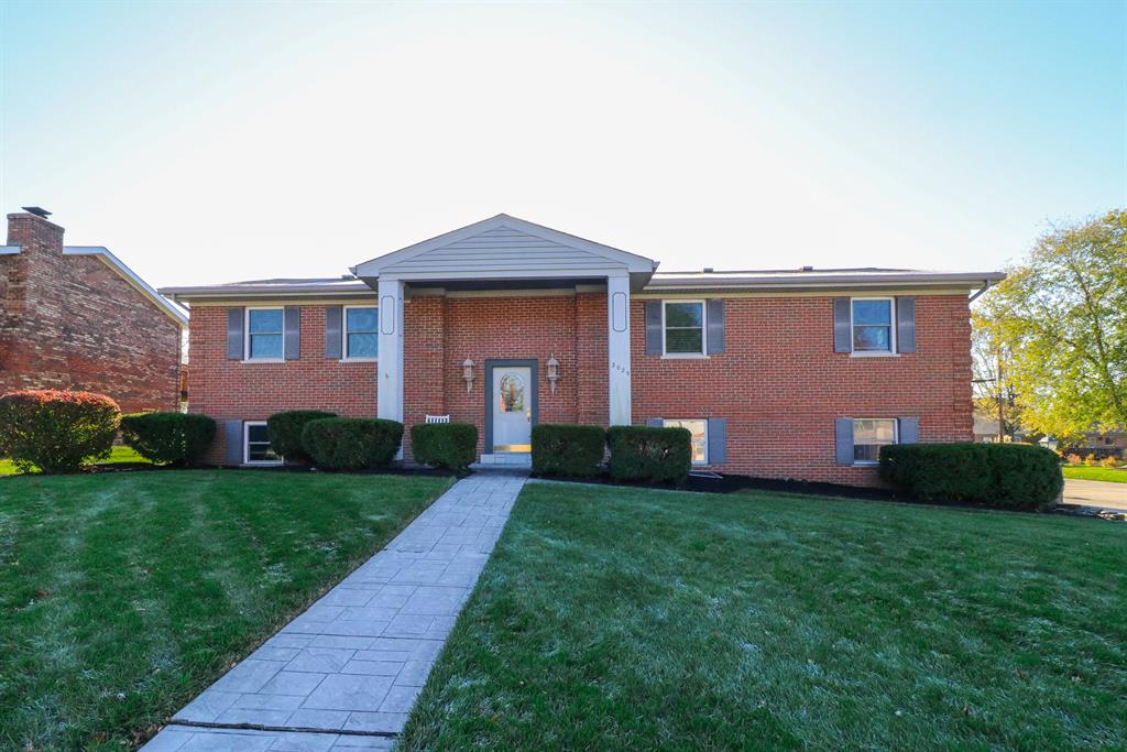 3029 Roundhill Ct
