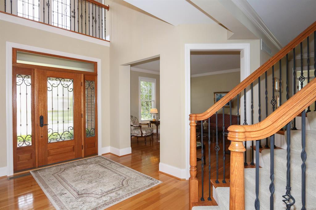 Foyer for 1157 Monarchos Rdg Union, KY 41091