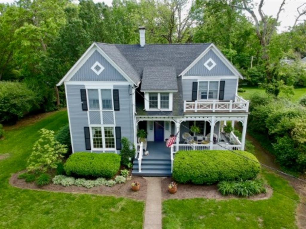 313 Oxford Ave