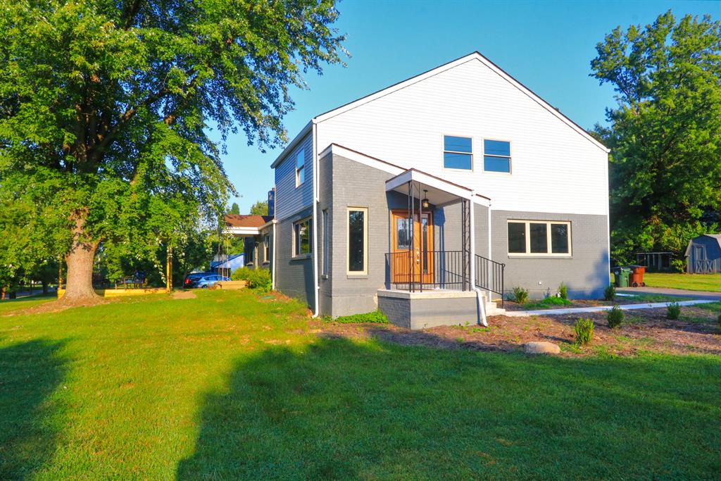 Exterior (Main) 2 for 3542 Mohler Rd Evendale, OH 45241