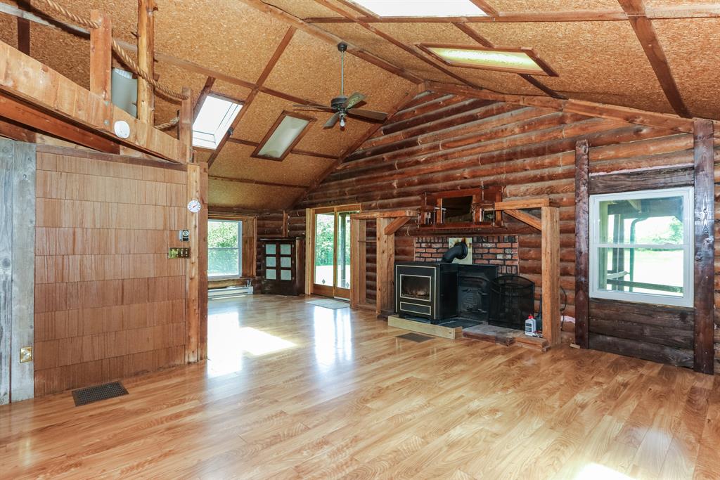 Living Room for 120 Elliston Napoleon Warsaw, KY 41095