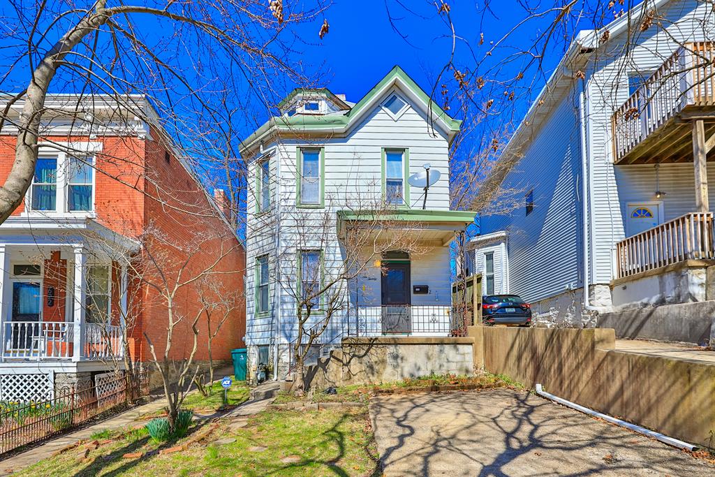 620 Riddle Road Clifton, OH
