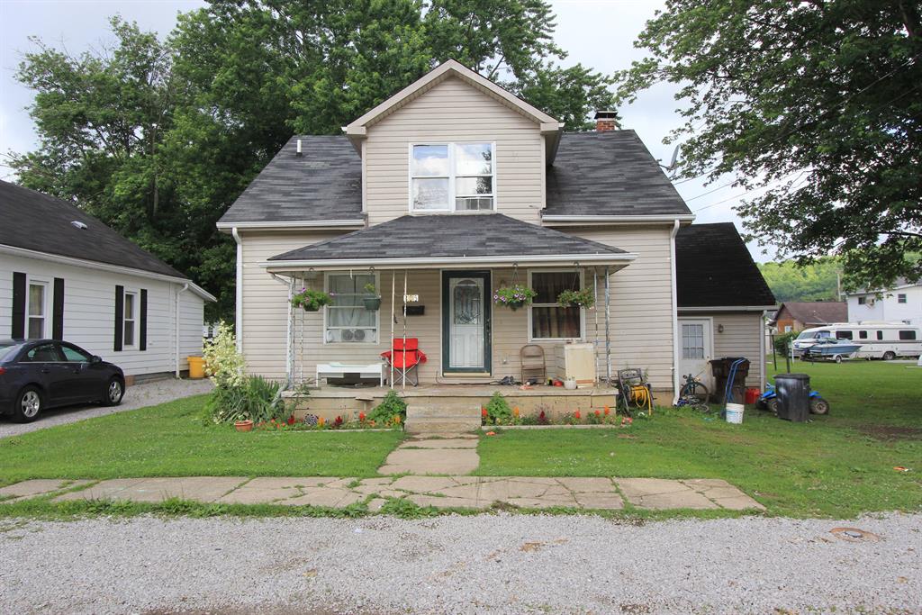 305 Barkley St