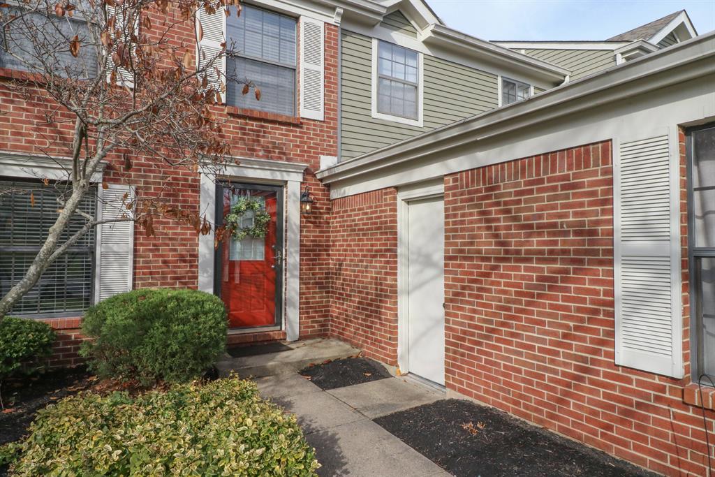 Entrance for 2426 Palmeadow Dr Crestview Hills, KY 41017