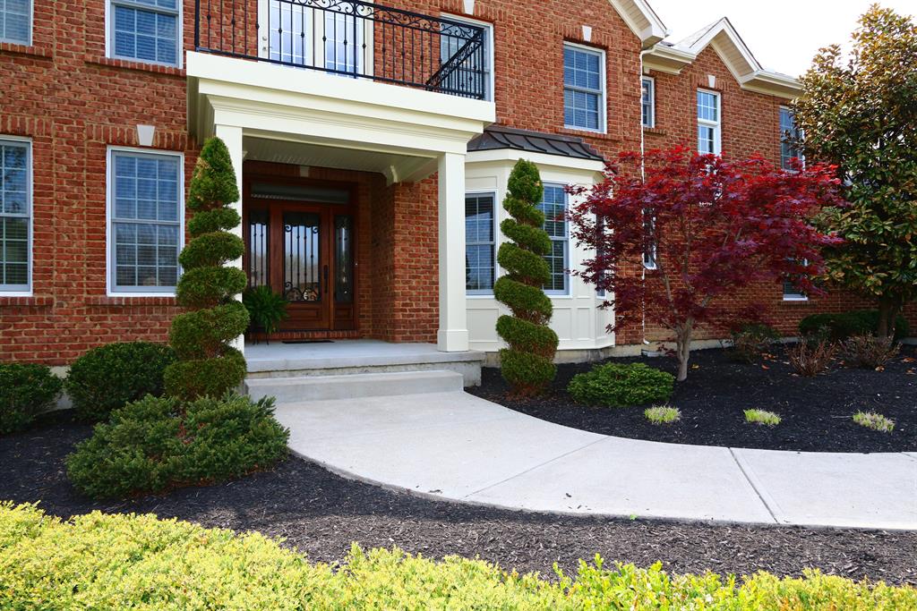 Entrance for 1157 Monarchos Rdg Union, KY 41091