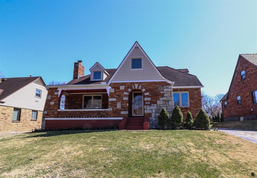 262 E Melford Ave