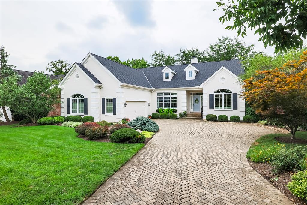 1391 Camberly Drive Wyoming, OH