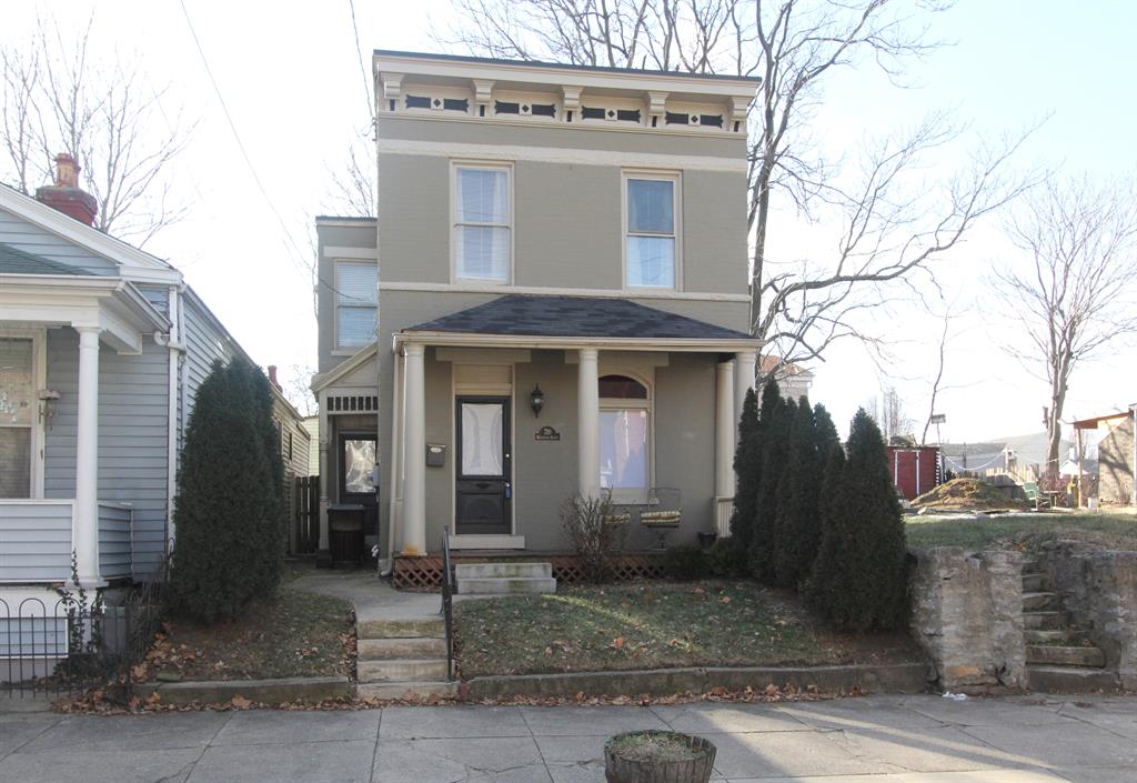 720 Washington Ave