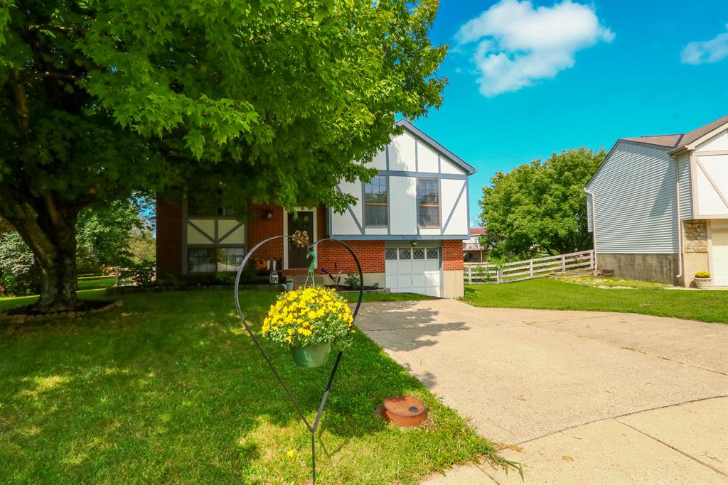 1590 Hickory Hill Ct Florence, KY
