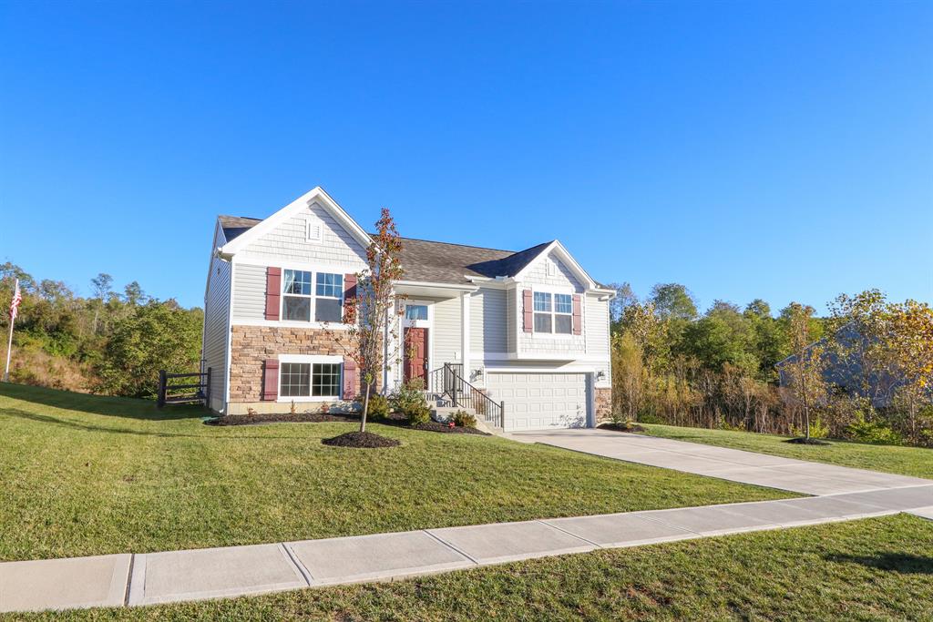 1044 Golden Oak Dr Hamilton West, OH