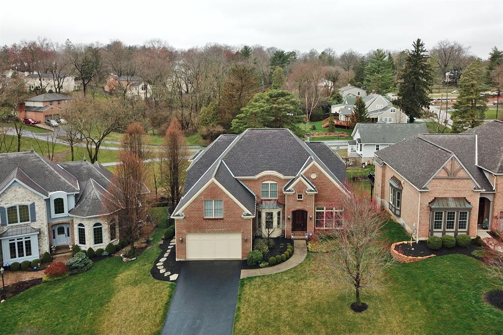 6593 Carriage Hill Ln